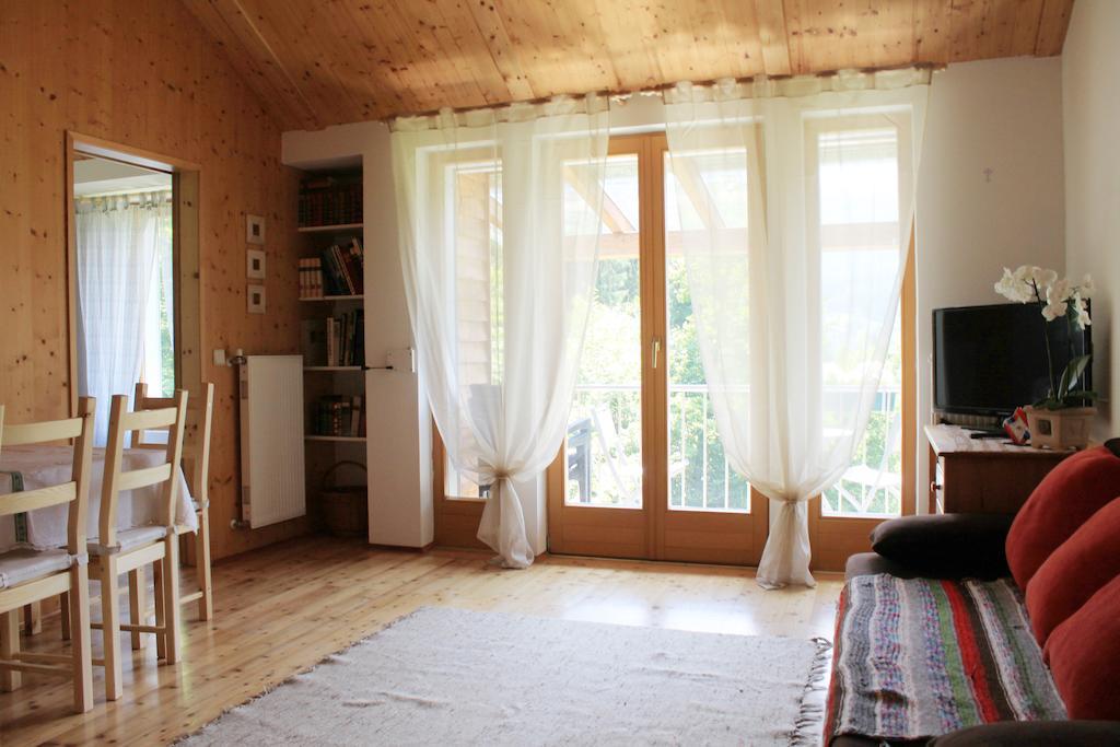 Apartmentshaus Dual -1 Lake Pressegg Room photo